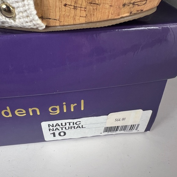 Madden Girl Nautic White Crochet Wedge Heel Sandal Size 10 New - Picture 3 of 5